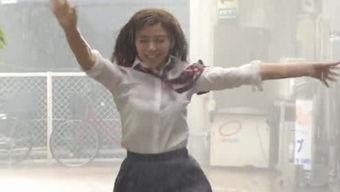 娱乐吃瓜酱长途车,长途车上的趣味时光